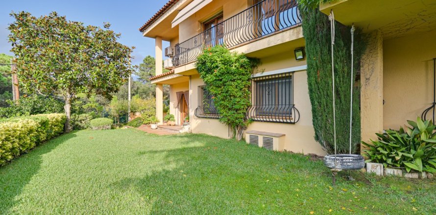 6 chambres House à Lloret de Mar, Spain No. 99146