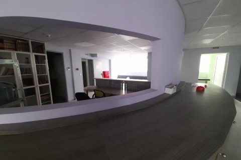 1000m² Commercial property à Thessaloniki, Greece No. 56057 6