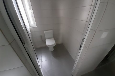 1000m² Commercial property à Thessaloniki, Greece No. 56057 9