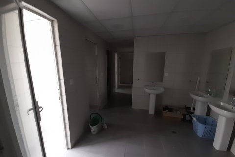 1000m² Commercial property à Thessaloniki, Greece No. 56057 12