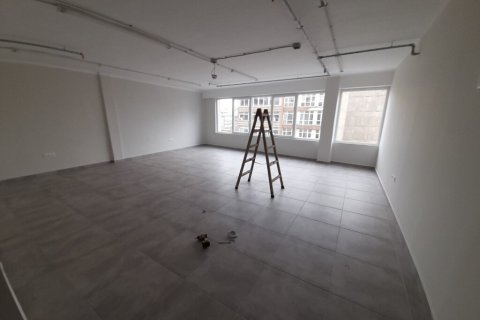 1000m² Commercial property à Thessaloniki, Greece No. 56057 25