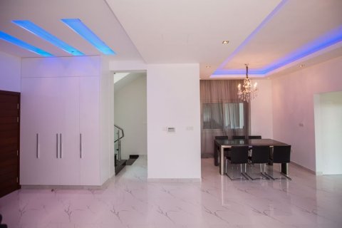 4 bedrooms Villa in Agios Tychonas, Cyprus No. 37042 4