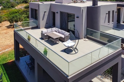 3 bedrooms Villa in Chania, Greece No. 80121 16