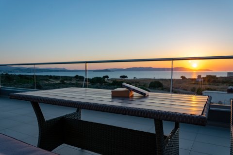 3 bedrooms Villa in Chania, Greece No. 80121 2