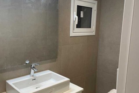 Вилла с 4 спальнями в Финикария, Кипр №101342 9