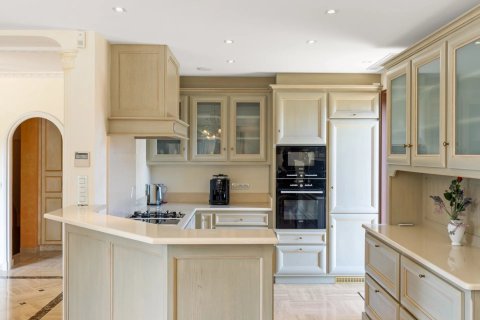 5 chambres Villa à Antibes, France No. 68759 8