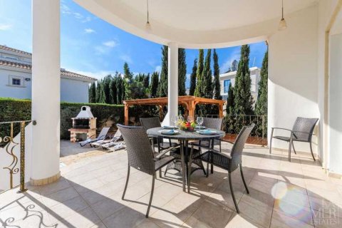 4 bedrooms Villa in Sotira, Cyprus No. 62481 9