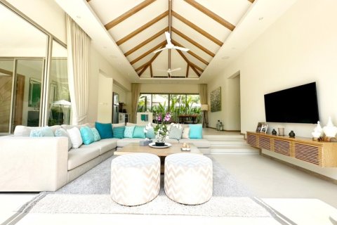 3 bedrooms Villa in Phuket, Thailand No. 97147 5