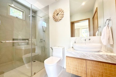 3 bedrooms Villa in Phuket, Thailand No. 97147 8