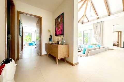 3 bedrooms Villa in Phuket, Thailand No. 97147 12