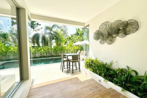 3 bedrooms Villa in Phuket, Thailand No. 97147 24