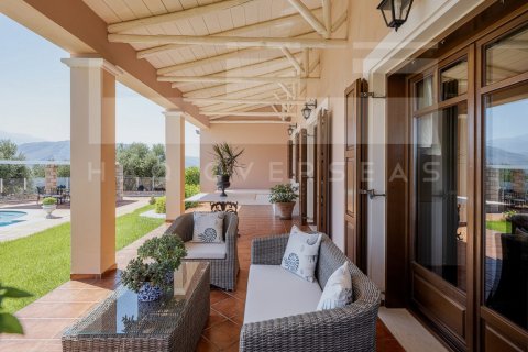 5 bedrooms Villa in Crete, Greece No. 24406 12