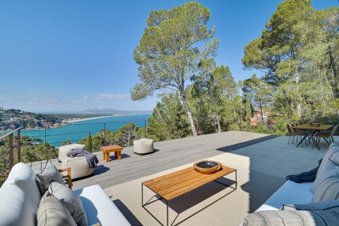 4 dormitorios House en Begur, Spain No. 99116