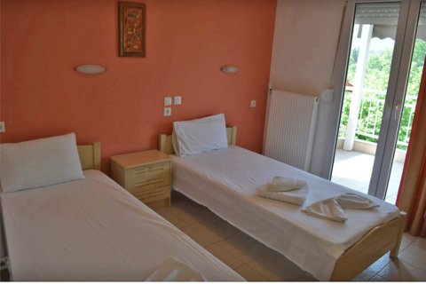 15 rooms Hotel in Pieria, Greece No. 57736 4