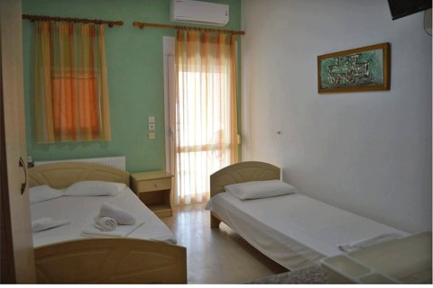 15 rooms Hotel in Pieria, Greece No. 57736 11
