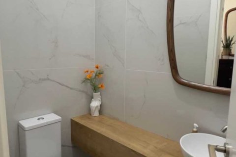 2 bedrooms Penthouse in Limassol, Cyprus No. 65626 6