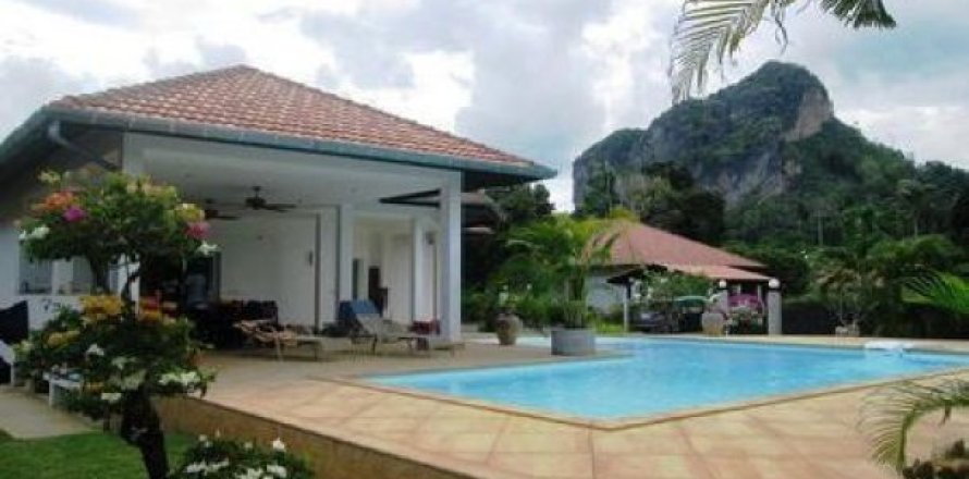 3 bedrooms Villa in Ao Nang, Thailand No. 95717