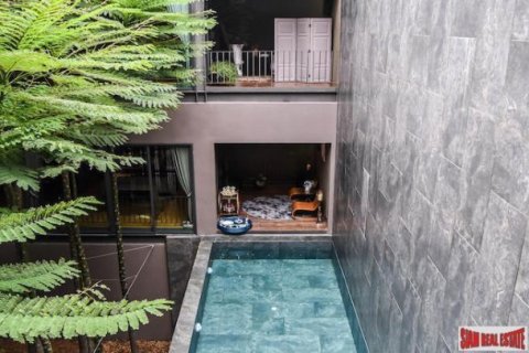 4 bedrooms Villa in Lat Phrao, Thailand No. 98270 3