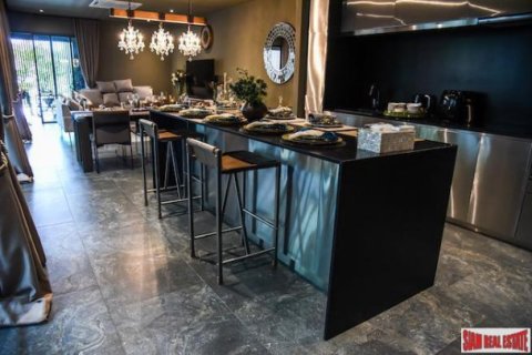 4 bedrooms Villa in Lat Phrao, Thailand No. 98270 9