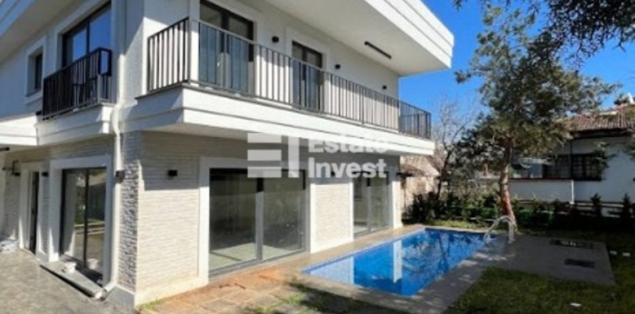 5 bedrooms Villa in Khanh Hoa, Vietnam No. 114489