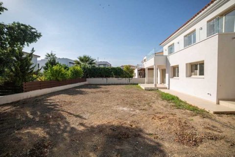 4 bedrooms Villa in Latsia, Cyprus No. 80640 6