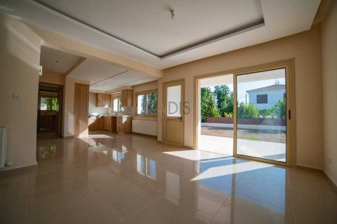 4 bedrooms Villa in Latsia, Cyprus No. 80640 11