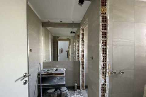 133m² Commercial property à Piraeus, Greece No. 107687 5