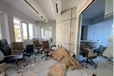 133m² Commercial property à Piraeus, Greece No. 107687 8