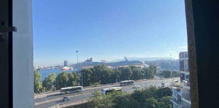 133m² Commercial property à Piraeus, Greece No. 107687