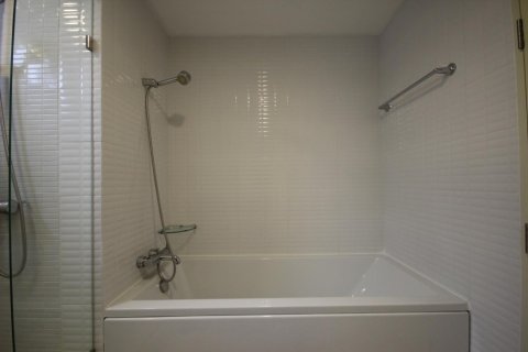 2 bedrooms Apartment in Bangkok, Thailand No. 97170 16