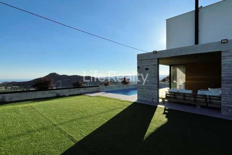 4 chambres House à Fasoula, Cyprus No. 69711 3