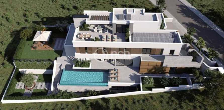 6 dormitorios Villa en Germasogeia, Cyprus No. 82056