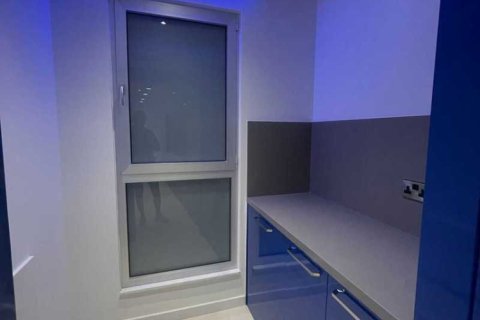 3 bedrooms Apartment in Limassol, Cyprus No. 40876 9