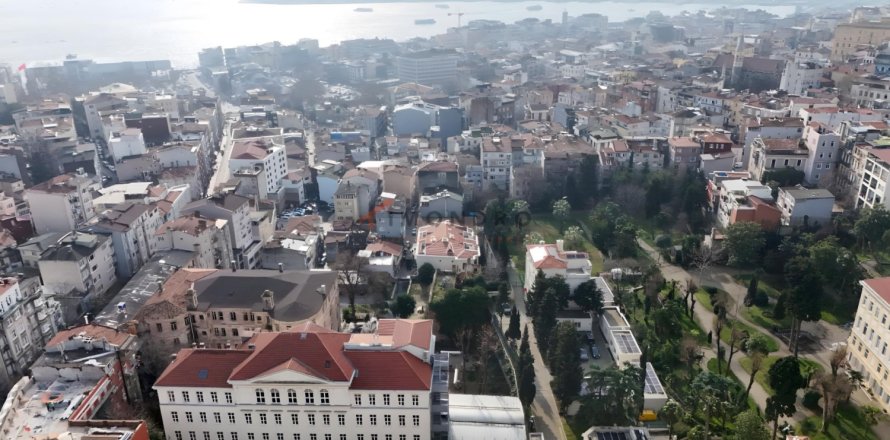 3 chambres Appartement à Besiktas, Turkey No. 125405