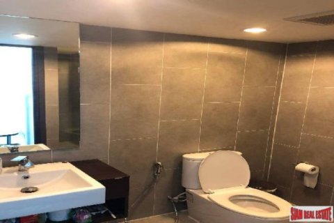 2 bedrooms Apartment in Bangkok, Thailand No. 97071 13