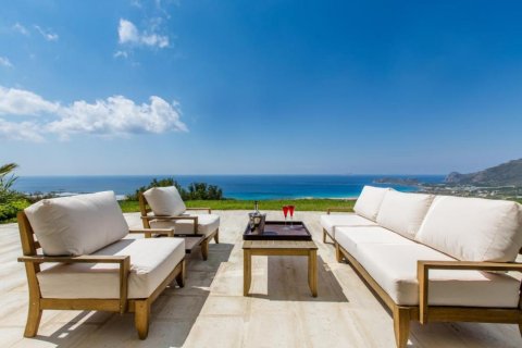 3 bedrooms Villa in Chania, Greece No. 23896 2