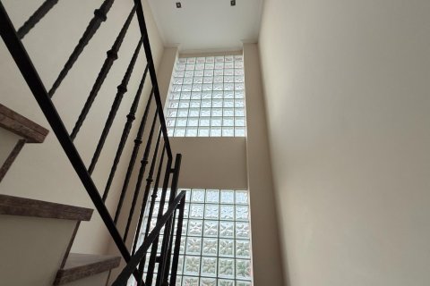 7 bedrooms Apartment in Giao Nhan, Vietnam No. 92238 14