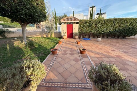 7 bedrooms Apartment in Giao Nhan, Vietnam No. 92238 4