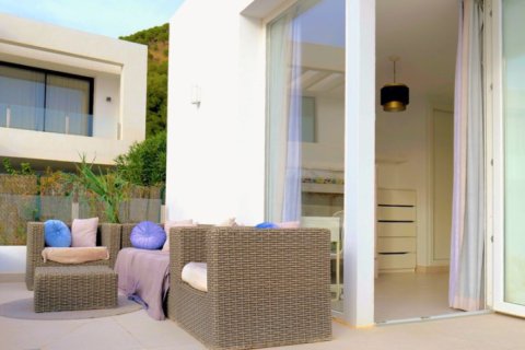 4 bedrooms Villa in La Da, Vietnam No. 83958 12