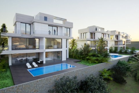 5 dormitorios Villa en Estepona, Spain No. 112018