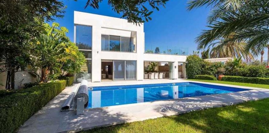 4 chambres House à Pegeia, Cyprus No. 29267