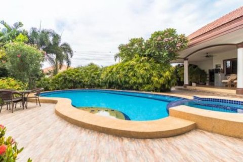 3 bedrooms Villa in Hua Hin, Thailand No. 96548 4