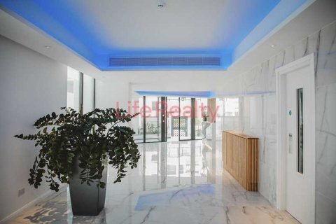 2 bedrooms Apartment in Limassol, Cyprus No. 102784 17