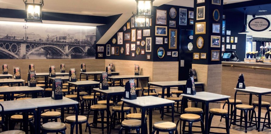 160m² Commercial property in Barcelona, Spain No. 99083