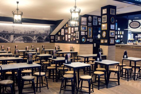 160m² Commercial property in Duc Tan, Vietnam No. 99083 1