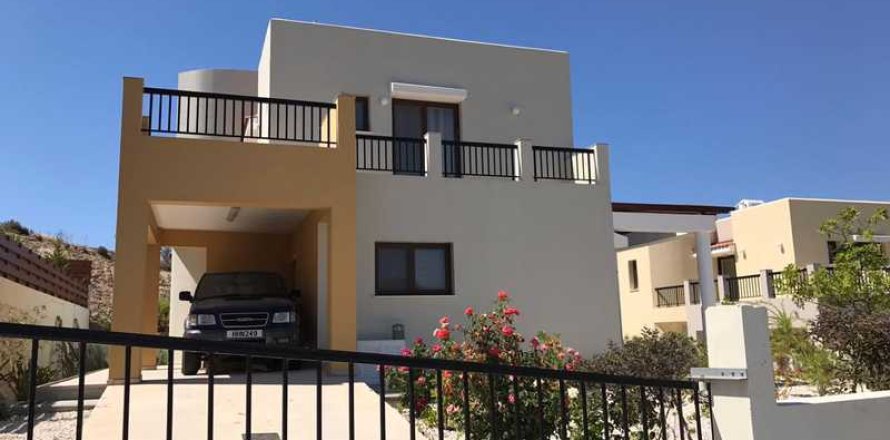 3 dormitorios House en Konia, Cyprus No. 76831