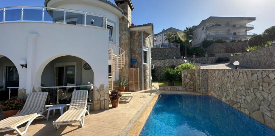 4 rooms Villa in Lien Chieu, Vietnam No. 110056