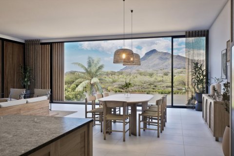 3 bedrooms Apartment in Grande Riviere Noire, Mauritius No. 60819 8