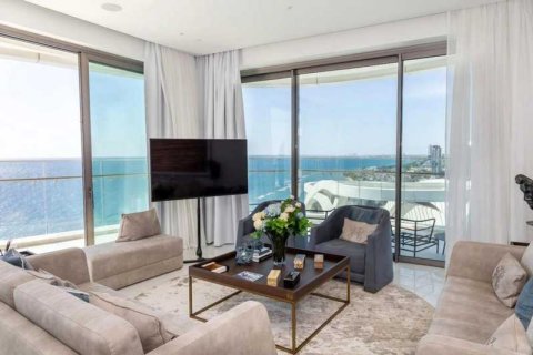 2 bedrooms Apartment in Germasogeia, Cyprus No. 103820 3