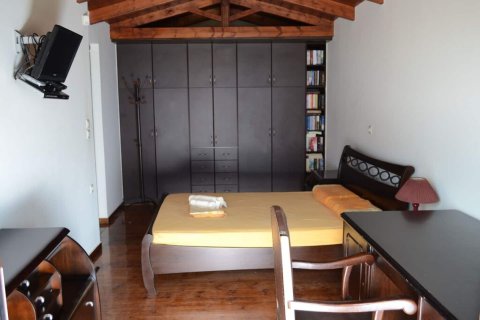 5 bedrooms Villa in Central Greece, Greece No. 104912 3